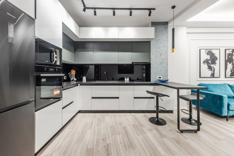 Fully-equipped kitchen details