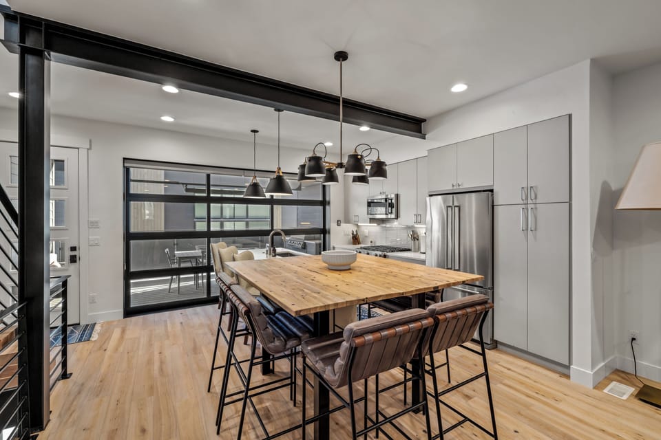 Modern kitchen