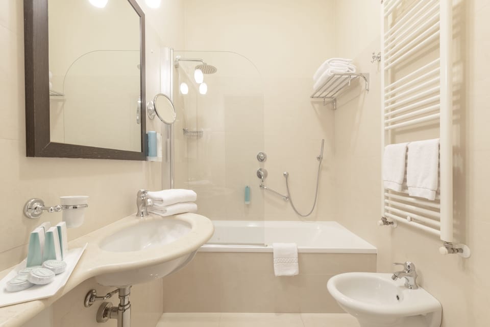 Standard Double Room, Balcony | Bathroom | Eco-friendly toiletries, hair dryer, bathrobes, slippers