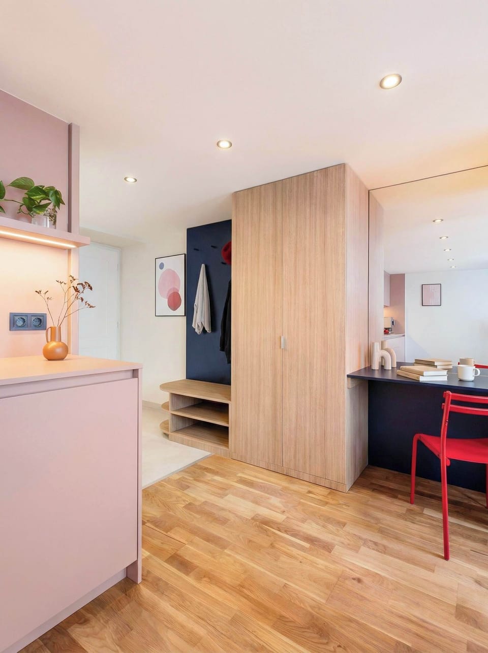 Kitchen and sitting area