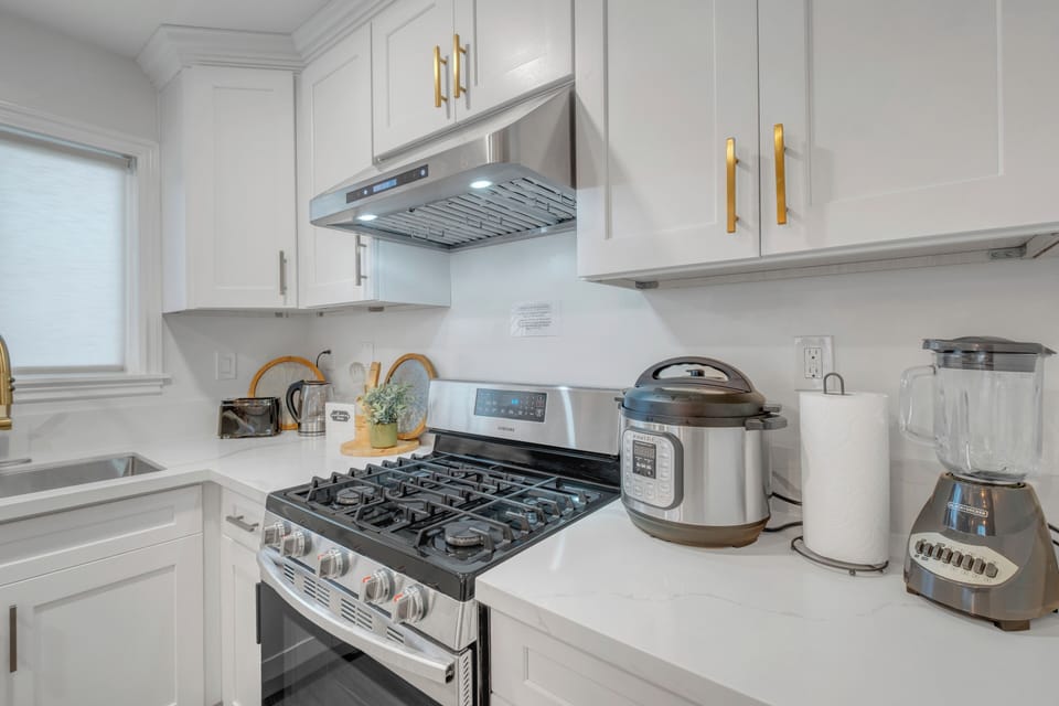 Chic space for cooking & gathering in SGV furnished apartment rental.