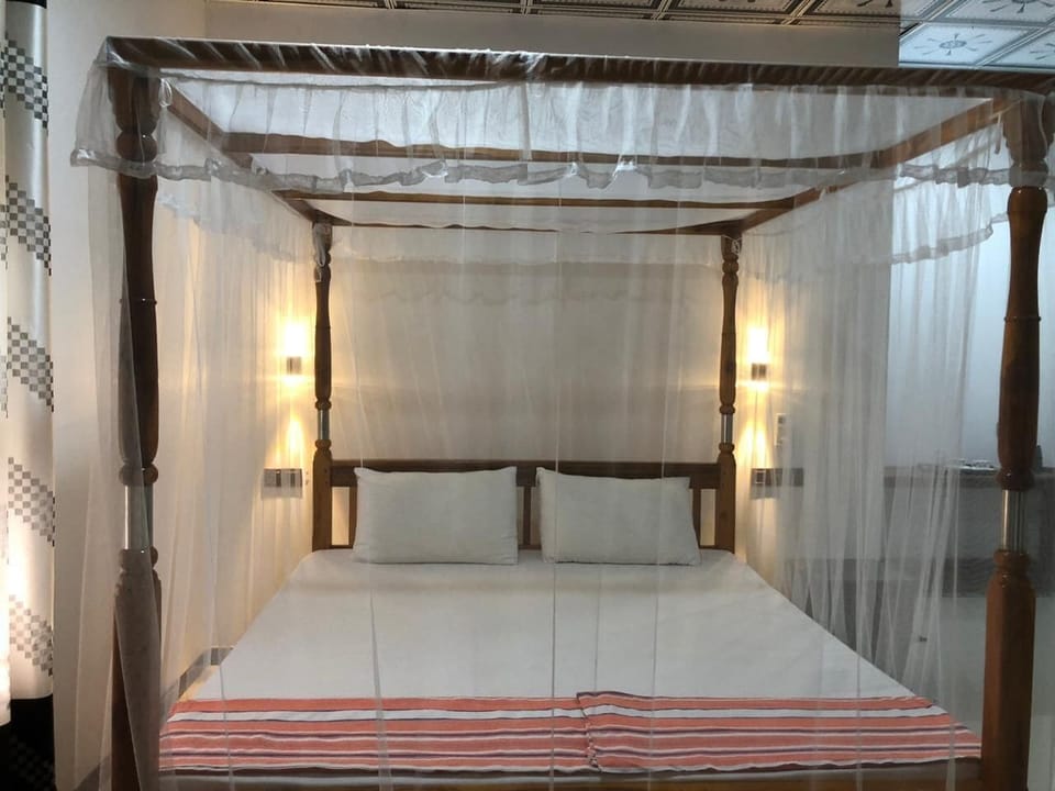 Superior Cabin, Garden View | Room amenity