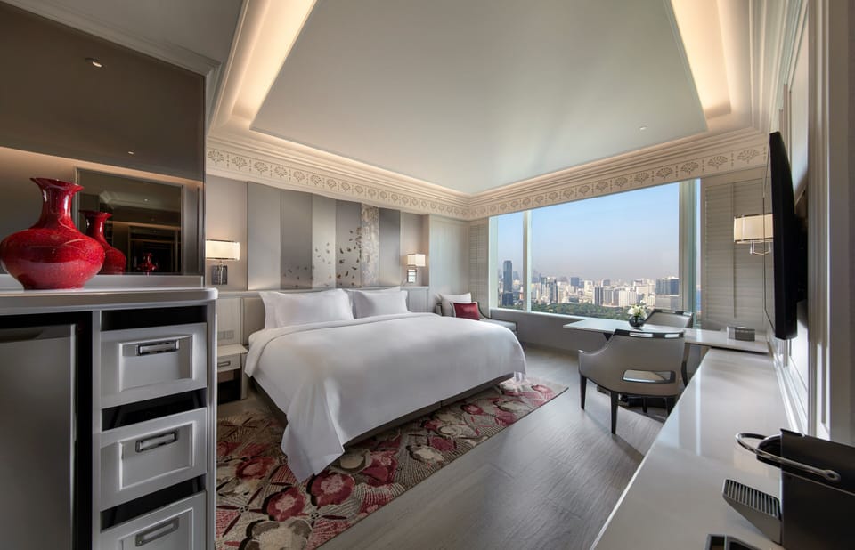 Premium bedding, minibar, in-room safe, desk