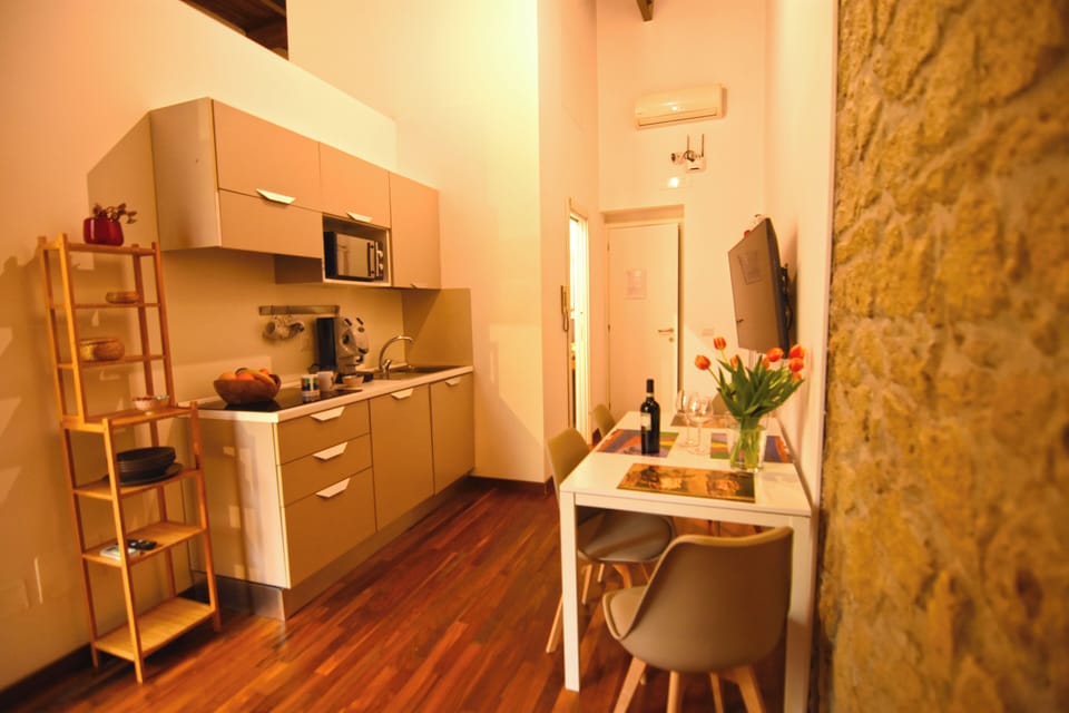 Luxury Apartment, Kitchenette | Private kitchen | Full-size fridge, microwave, oven, stovetop