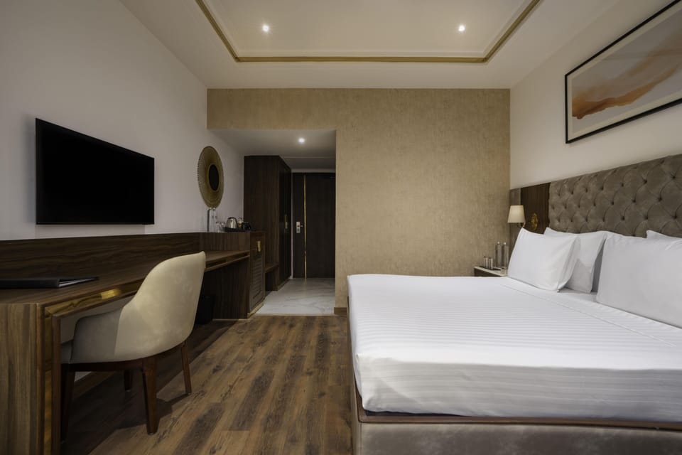 Superior Double Room | Desk, free WiFi