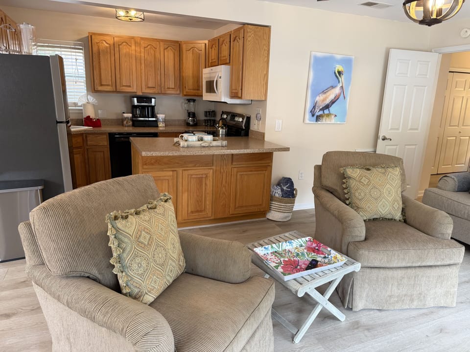 Living Room/Kitchen
