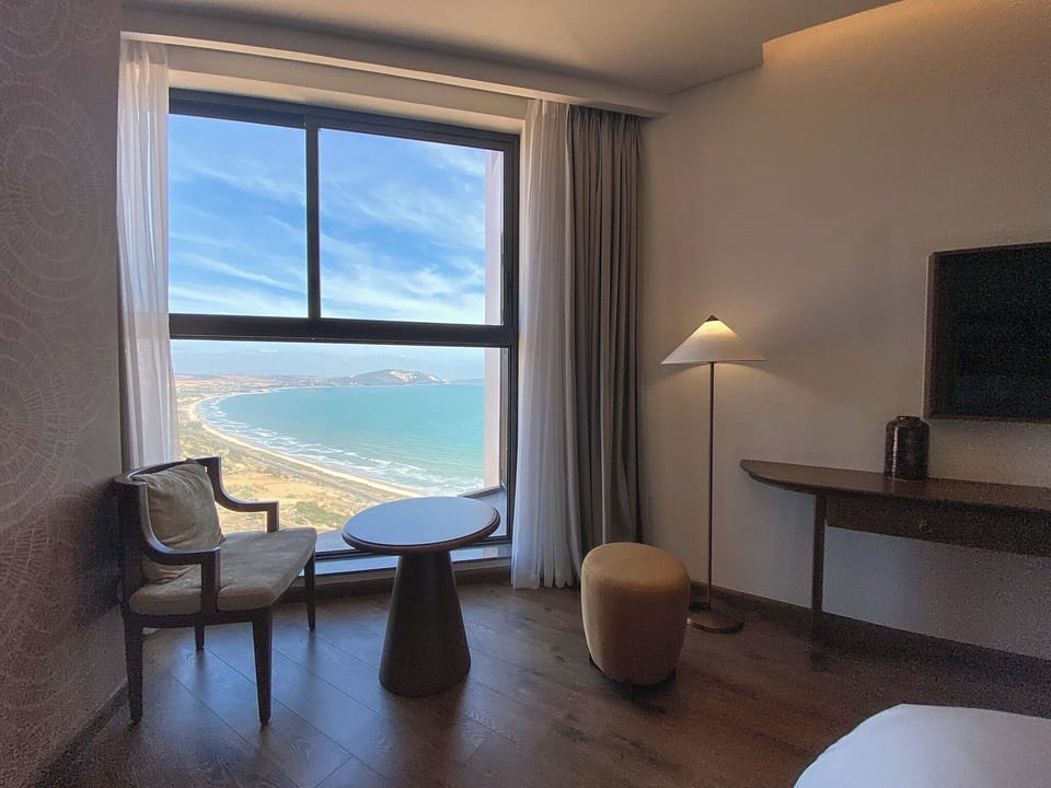 View from bedroom, You can see the sunrise right on your bed