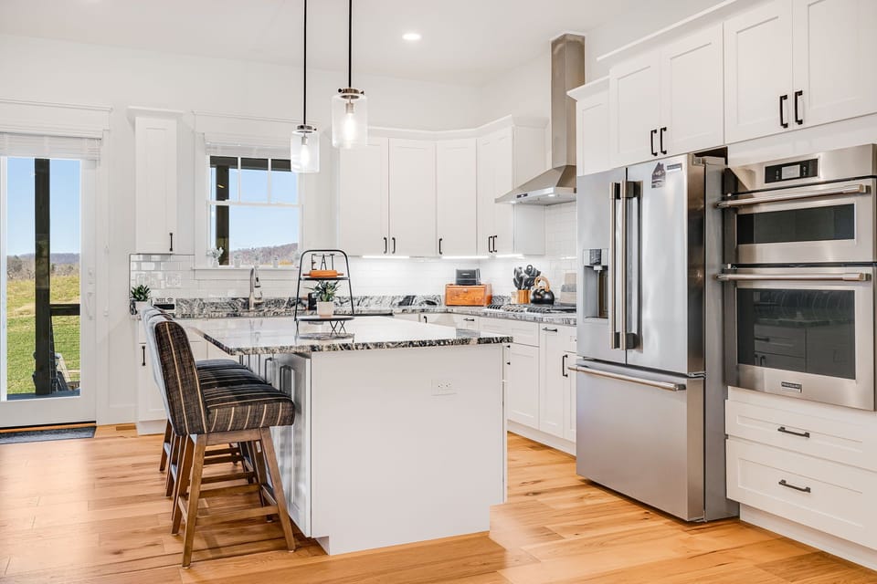 Chef's Gourmet Kitchen