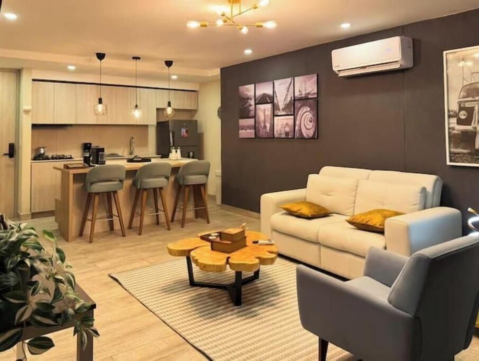 Art Decoration Wall with Photos