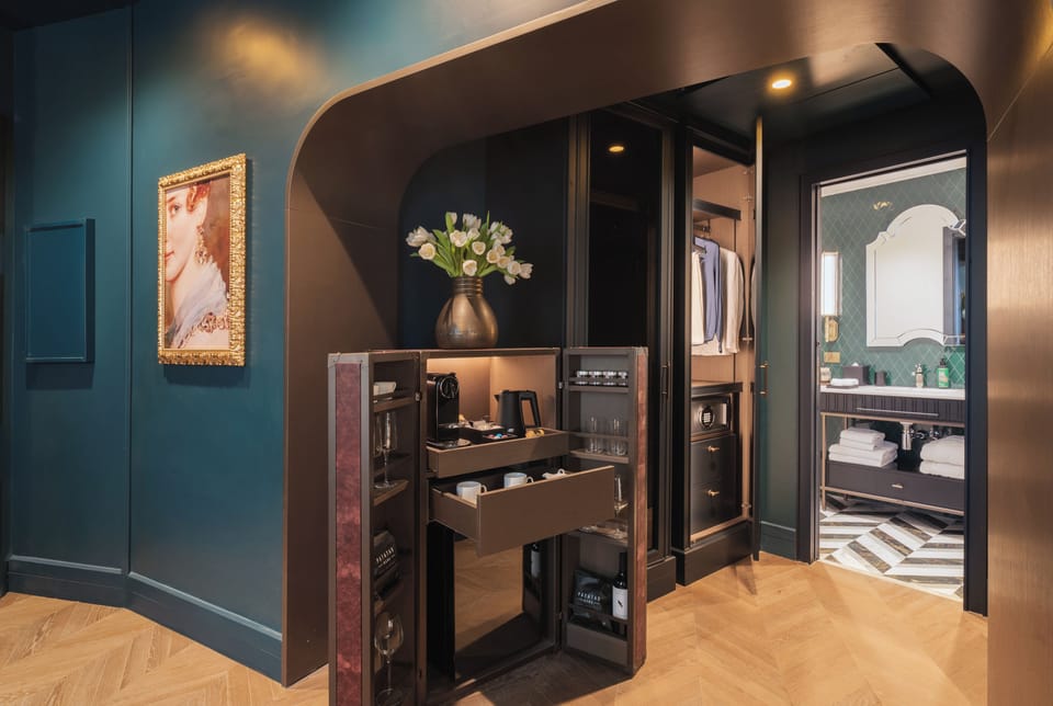 Room (Wellness) | Premium bedding, minibar, in-room safe, desk