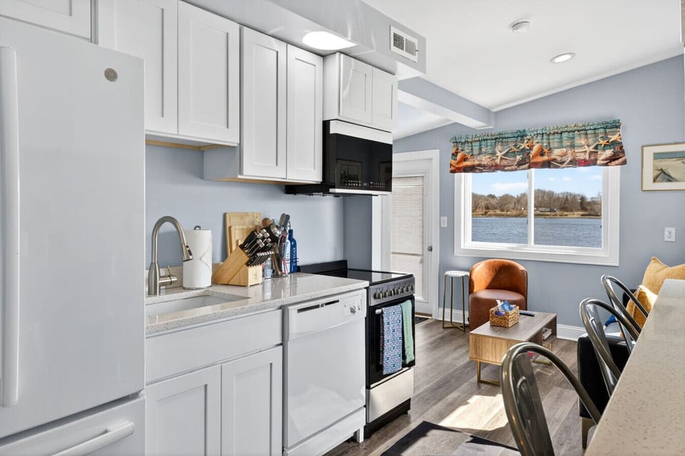Cottage Kitchen