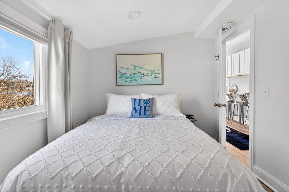 Cottage Bedroom 2