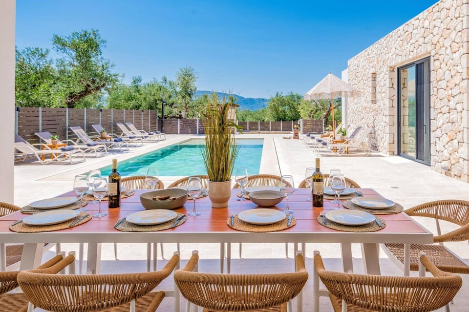 Villa Alni image