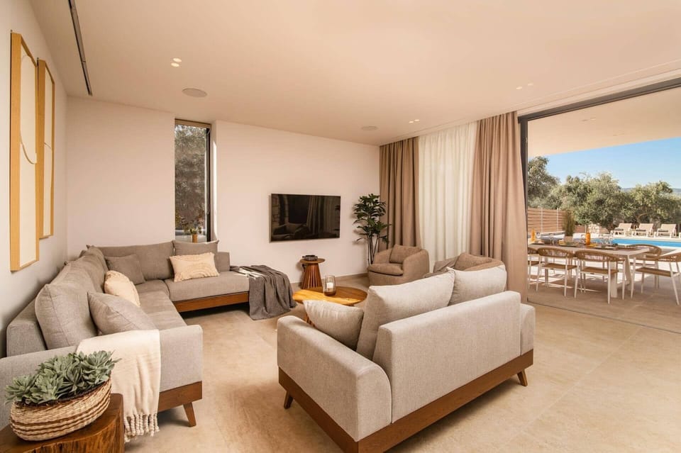 Villa Alni image