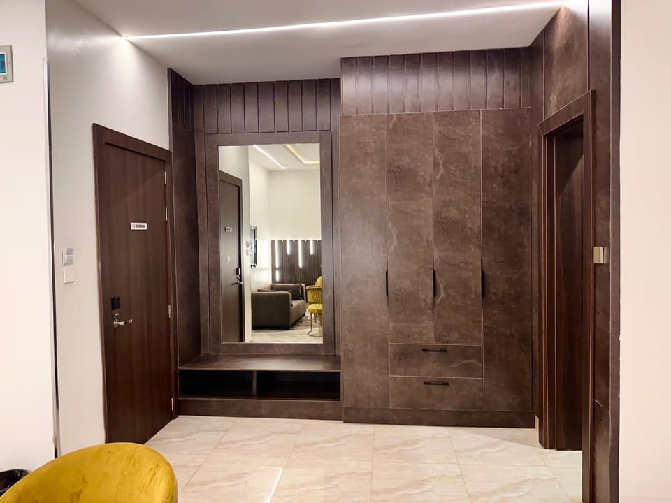 Luxury Suite, Pool View | In-room safe, desk, soundproofing, free WiFi