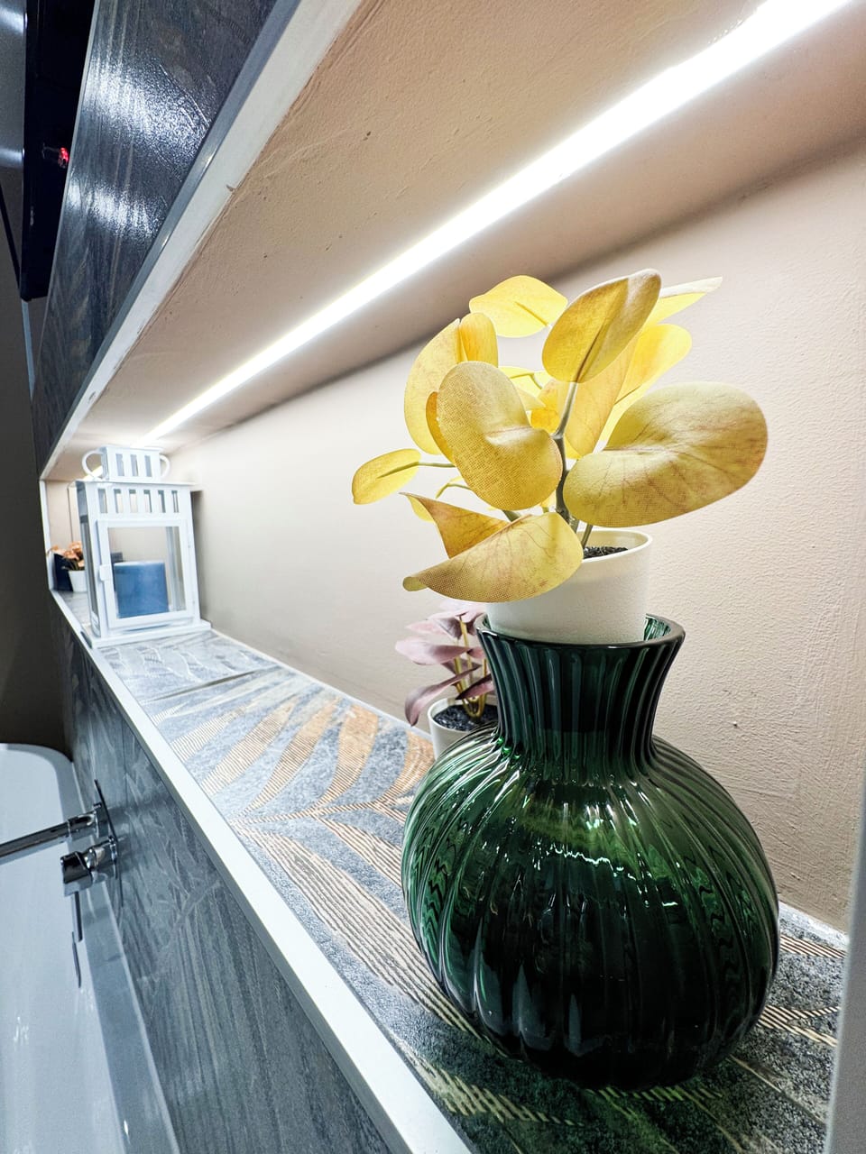 Deluxe Double or Twin Room, Non Smoking | Desk, iron/ironing board, WiFi (free)