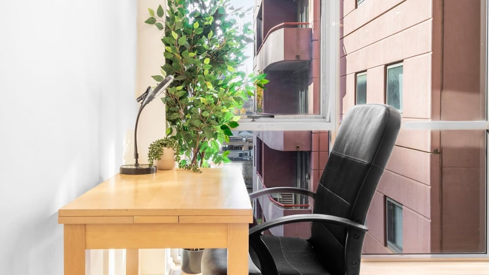 Dedicated workspace with views—ideal for remote work.