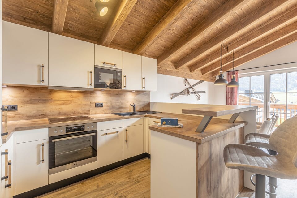 House | Private kitchen | Highchair