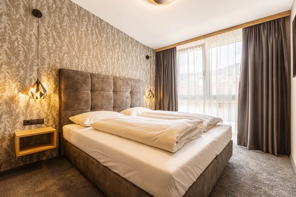 Apartment | 1 bedroom, bed sheets