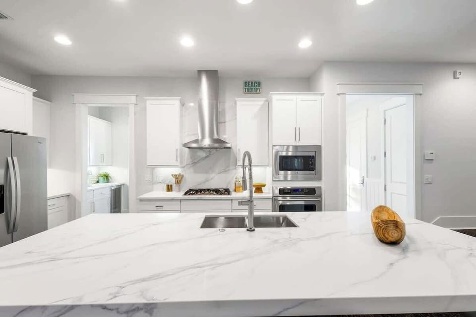 Fully stocked gourmet kitchen.