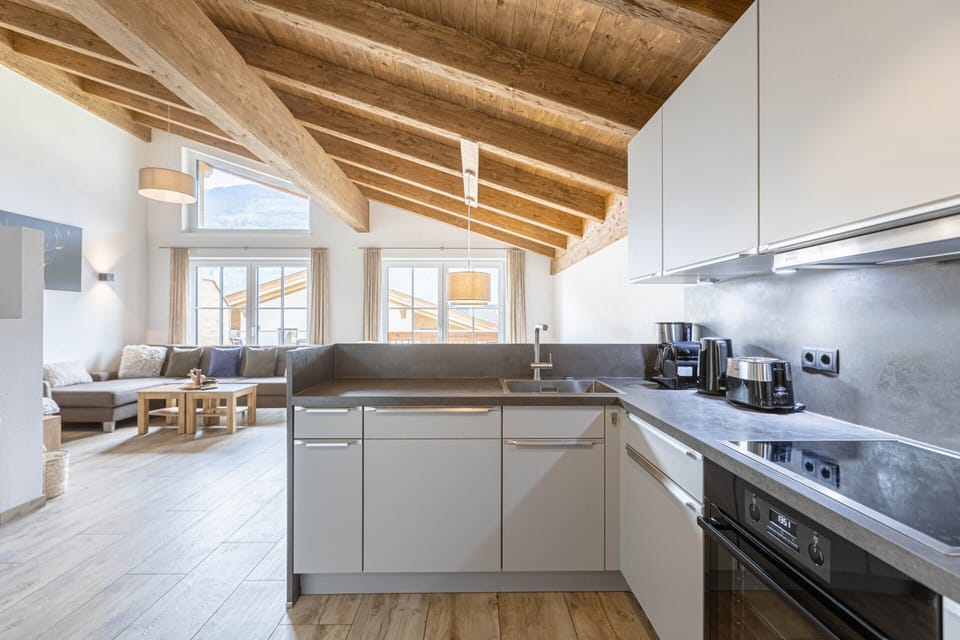 House | Private kitchen | Highchair