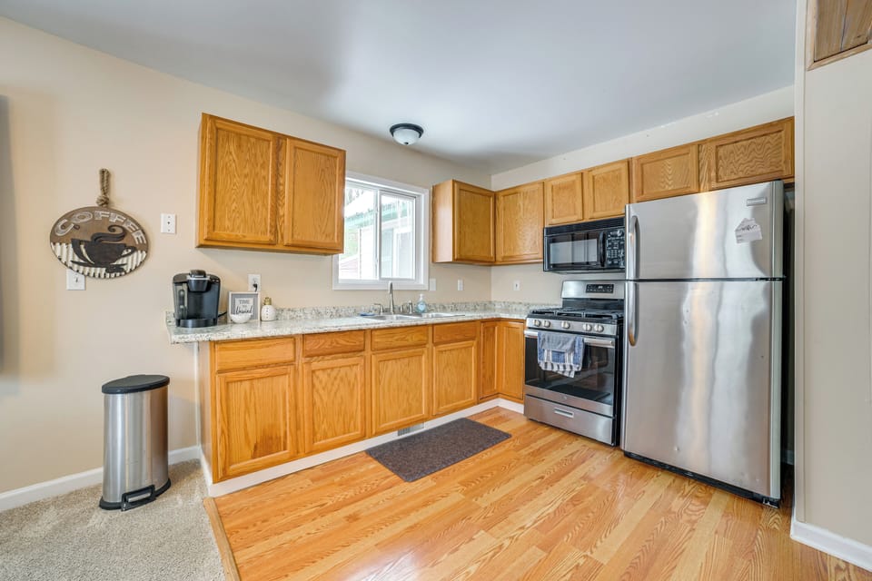 Kitchen | Starter Coffee Provided | 1st Floor