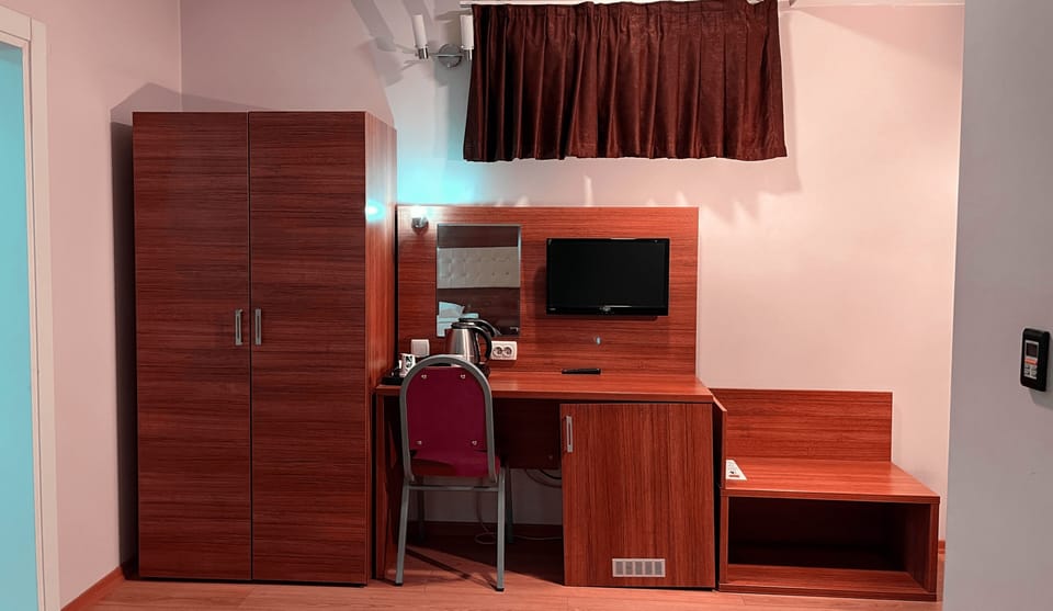Family Room | Free WiFi, bed sheets