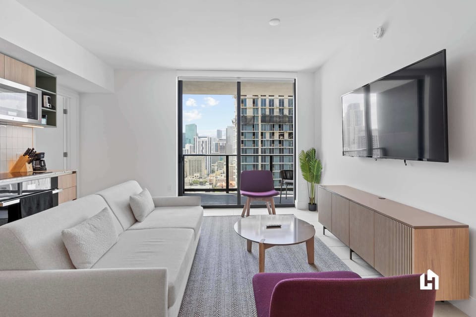 Enjoy 1,291 sq ft of luminous living space with skyline views