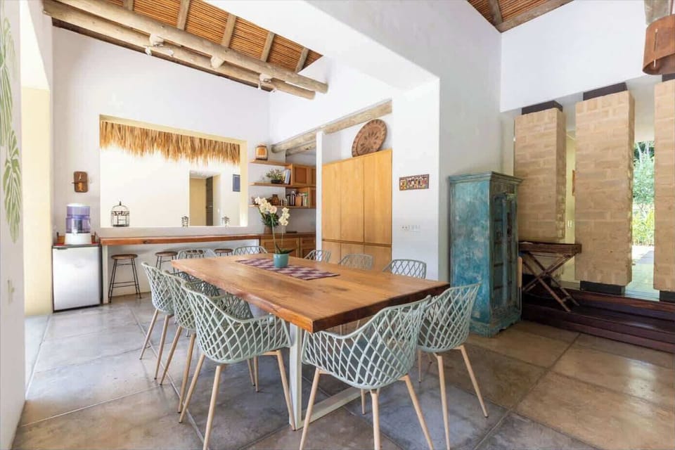 Dinning table 