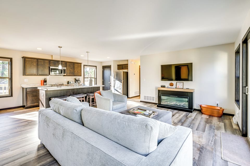 House (3 Bedrooms) | Front of property