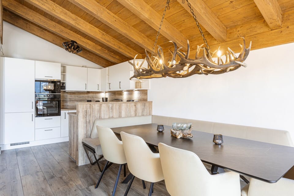 House | Dining