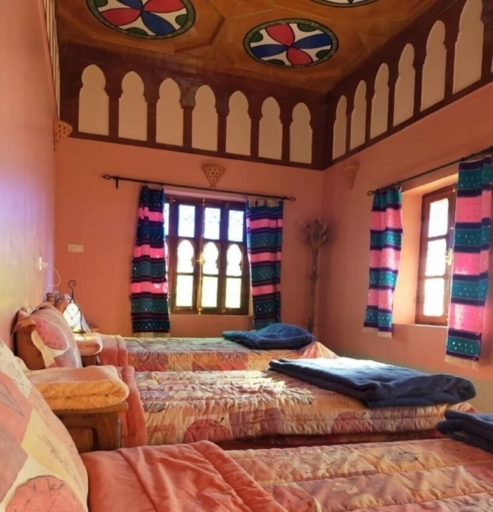 Traditional Triple Room, Balcony, Mountain View | Hypo-allergenic bedding, individually decorated, soundproofing