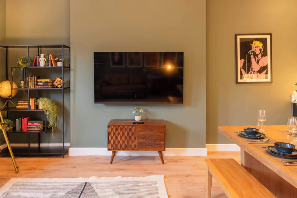 The Georgian Abode at Catharine I, Liverpool - Host & Stay