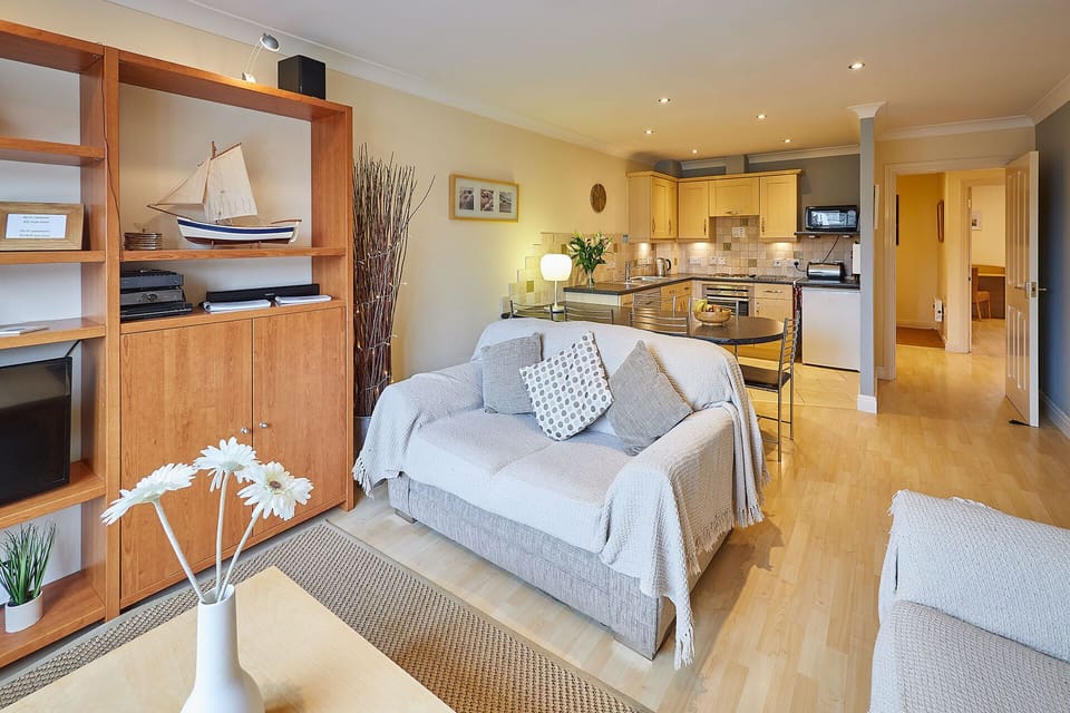 Seal View, Whitby - Host & Stay