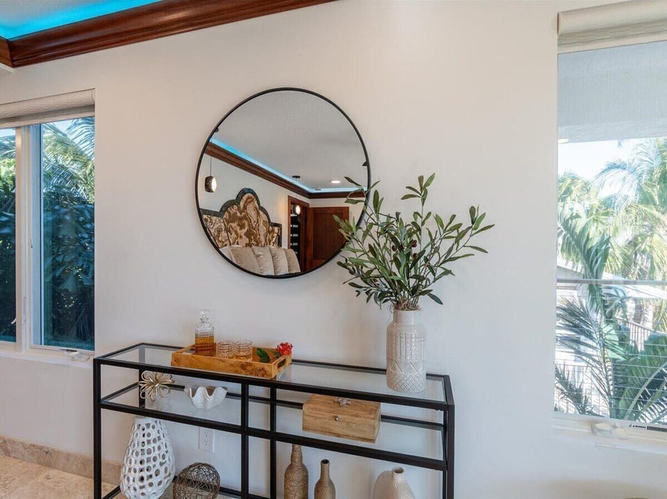 Grand Suit with tropical landscape views.