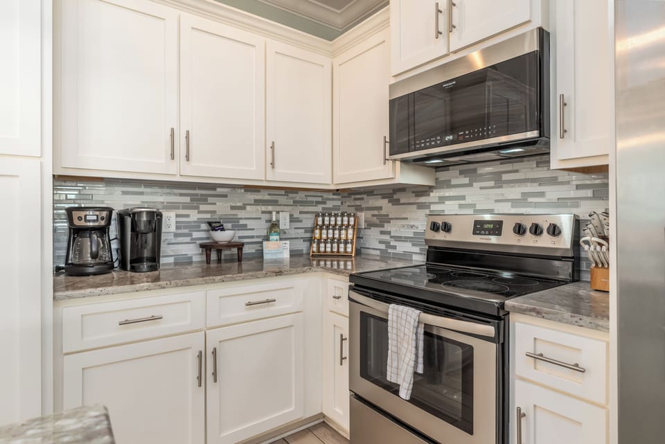 006 Still Waters Kitcehn Appliances