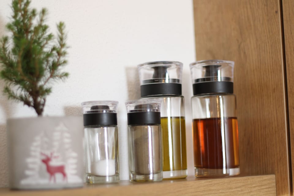 Bathroom amenities