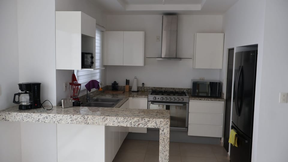 House, 3 Bedrooms, Smoking, Private Pool | Interior