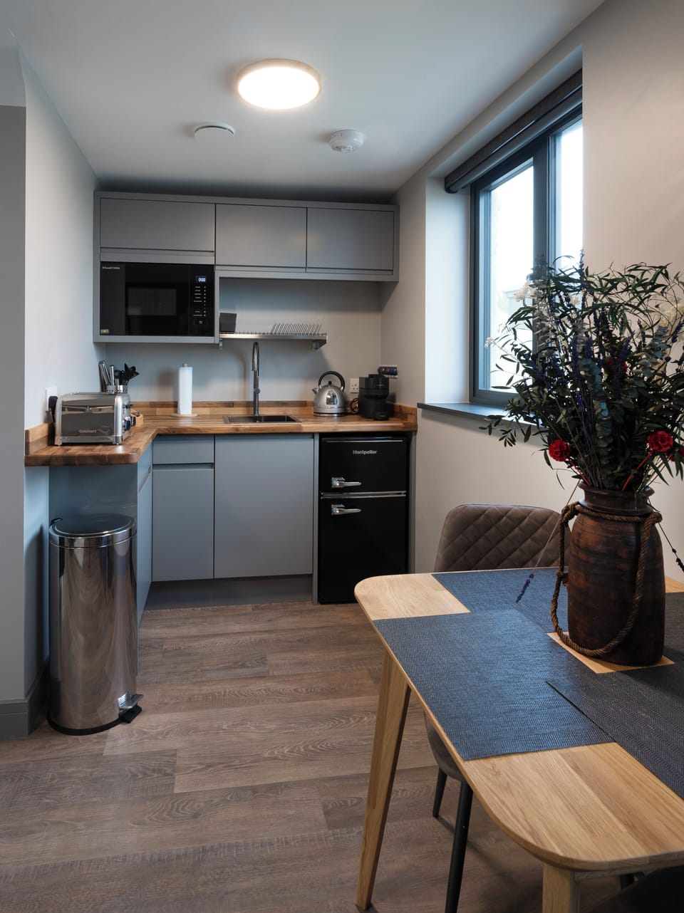 Luxury Room, Hill View | Private kitchenette | Fridge, microwave, espresso maker, electric kettle