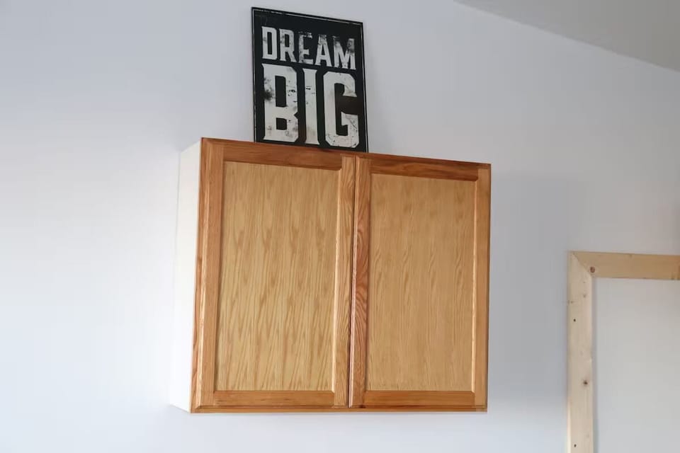 Standard Studio | Private kitchen | Microwave, oven, stovetop, cookware/dishes/utensils