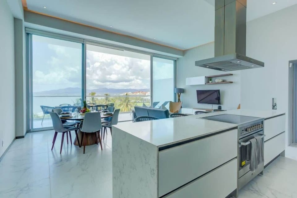 Ample counter space in the kitchen