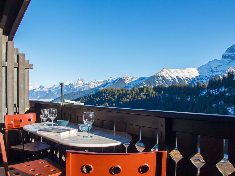 Mountainous Landforms, Mountain, Mountain Range, Hill Station, Alps, Ridge, Glacial Landform, Winter, Chair, Valley