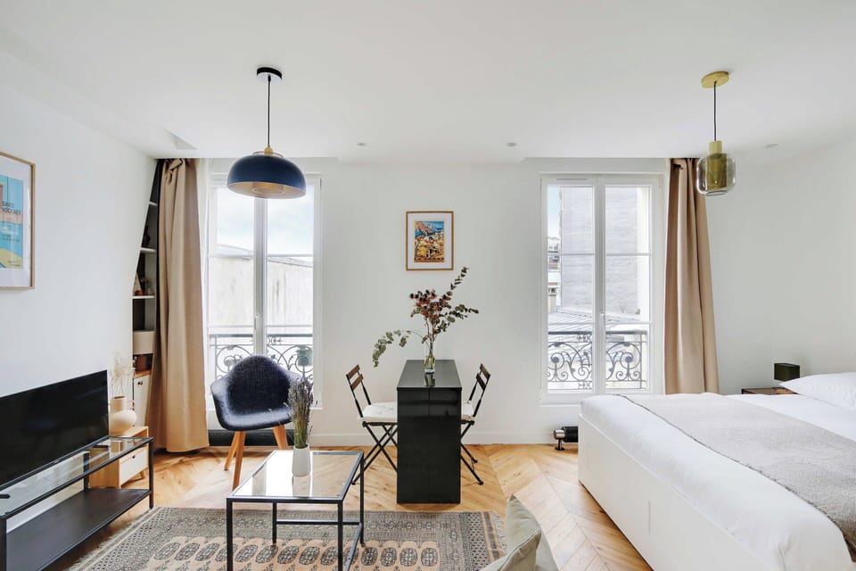 Apartment | 1 bedroom, laptop workspace, iron/ironing board, bed sheets