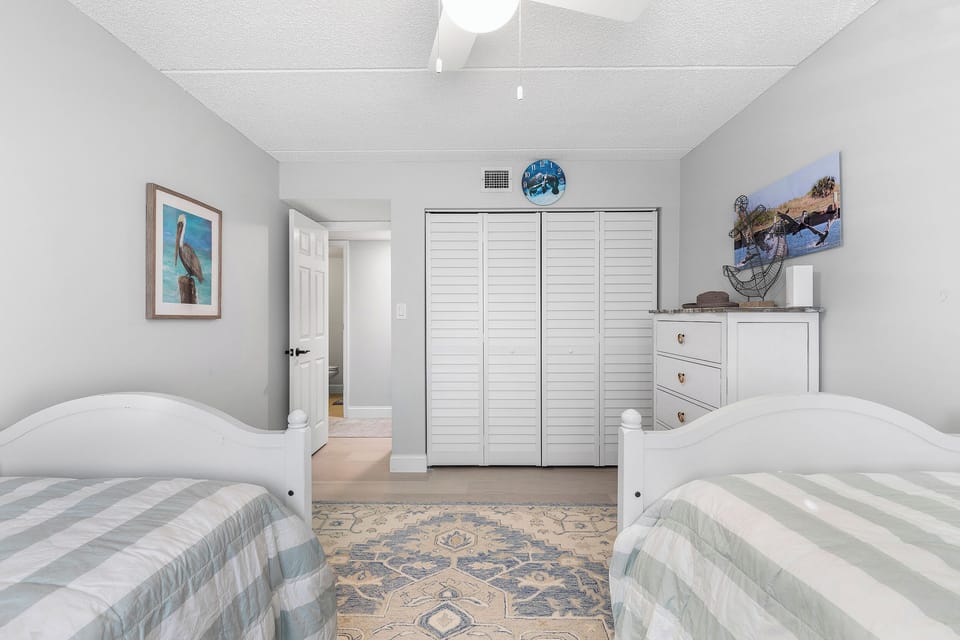 Guest bedroom