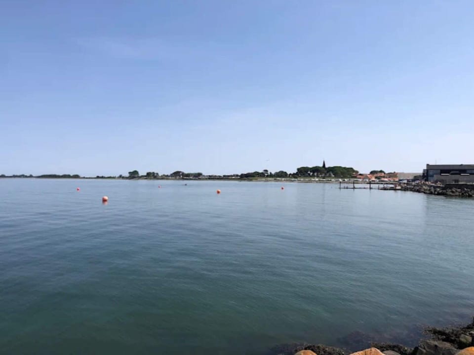 House | Water view