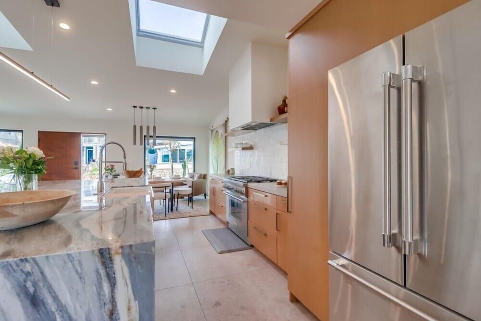 Gourmet Kitchen.