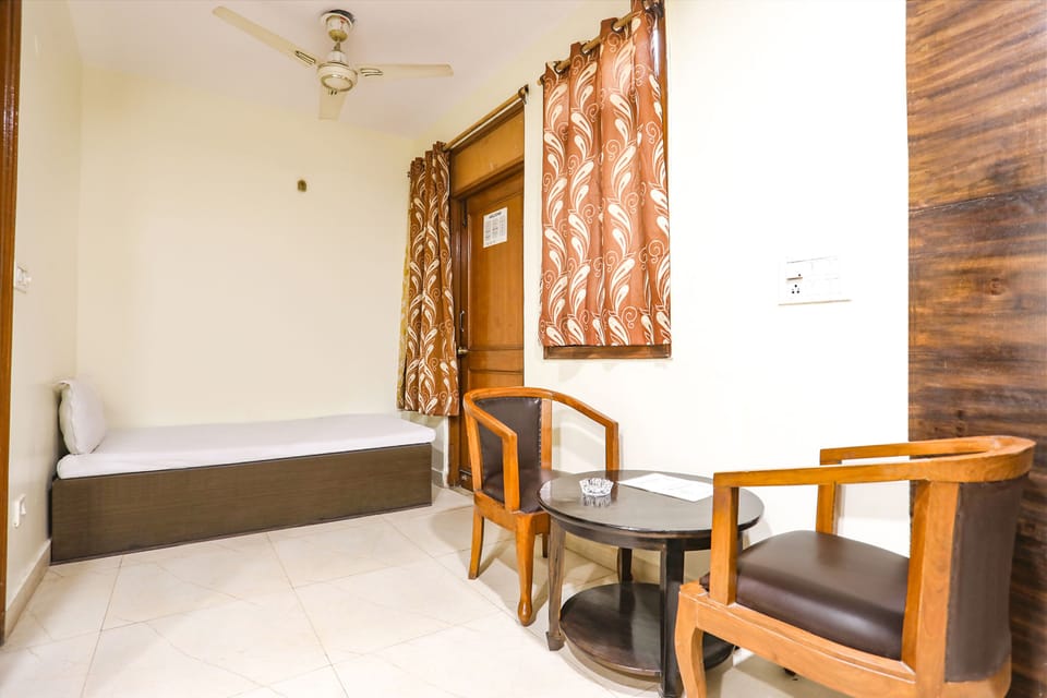 Egyptian cotton sheets, premium bedding, in-room safe, free WiFi