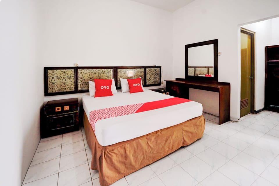 Deluxe Double Room | Soundproofing, free WiFi, bed sheets