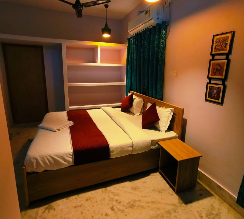 Deluxe Double Room | WiFi (free), bed sheets