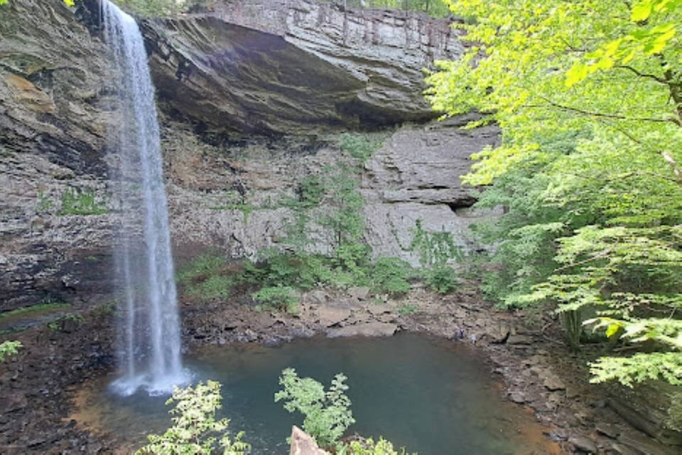 Ozone Falls & Hiking (27 miles away)